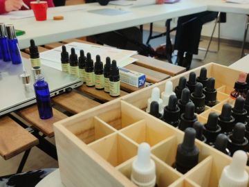Atelier Fleurs de Bach pour une parenthèse tout en émotions avec Nolwenn, naturopathe qui vient partager ses connaissances. 
#aidants #landujan #médiathèque...