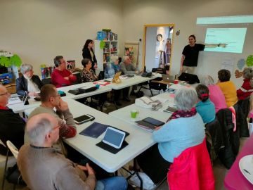 Hier matin c'était la poursuite du projet Pixels (ateliers numériques pour les seniors) avec @electronik_association . Au programme, gestion de la boîte...